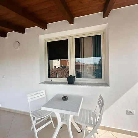 Js House 1 Apartamento